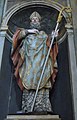 Estatua na igrexa de Santa María de Iria Flavia.