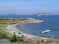 Sandø har flotte sandstrender. Øya er et populært utfartssted for folk med egen båt. Foto: Karl Ragnar Gjertsen