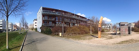 Elser-Gedenksäule an der Vaubanallee