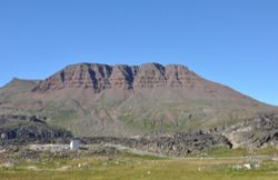 Det karakteristiske fjeld i Qeqertarsuaq