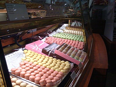 Des Luxemburgerli dans une confiserie Sprüngli à Zurich (Suisse).