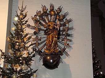 Madonna im Strahlenkranz od. Mondsichelmadonna. Unbekannter Künstler, 17. Jh. Heute in der Stadtpfarrkirche St. Josef in Dingolfing