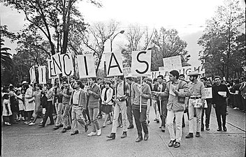 Manifestantes de la facultad de ciencias, 13 de agosto de 1968