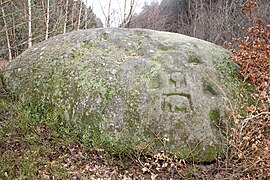 Einritzungen am Froschstein