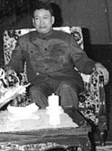 Pol Pot (1928-1998) i Mao-dress 1978. Pol Pot ledet den revolusjonære, kommunistiske bevegelsen Røde Khmer i Kambodsja 1963–1997.