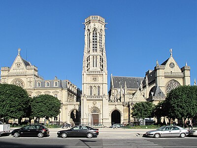 Torre campanaria neogotica del municipio del I arrondissement, di Théodore Ballu (1862), tra il municipio (a sinistra) e la chiesa di Saint-Germain-Auxerois