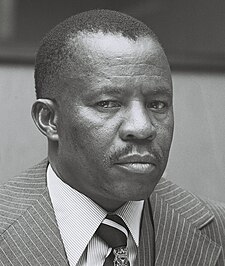 Quett Ketumile Masire (23. října 1980)