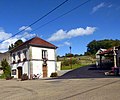 Mairie und Calvaire (rechts)