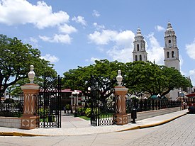 Parque Central da Independência.