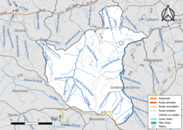 Carte en couleur présentant le réseau hydrographique de la commune