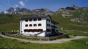 Heidelberger Hütte mit Fluchthorn, Lareinfernerspitze und Heidelbergerspitze