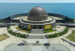 Le planétarium Adler, au nord-est de Northerly Island.