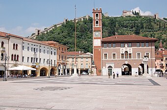 Piazza degli Scacchi