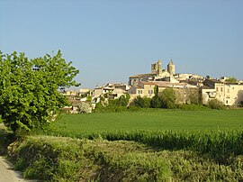 A view of the church and bell tower in Rians