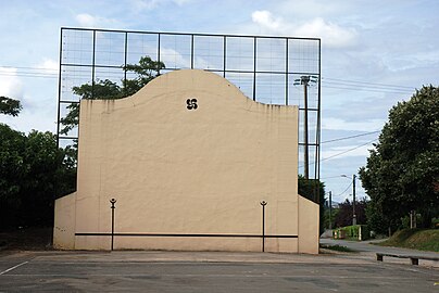 Le fronton.