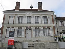 Ang Town Hall sa Mons-en-Montois