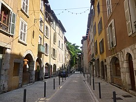 Image illustrative de l’article Rue Saint-Laurent (Grenoble)