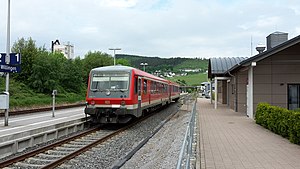 Zug der Baureihe 628 im Bahnhof Willingen