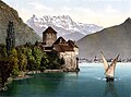 Castelo de Chillon e uma barca do Léman