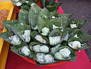 Onde-onde, kuih yang kadang disajikan dalam bentuk Klepon