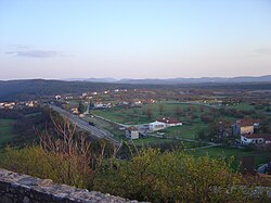 Vista de Štanjel em Komen