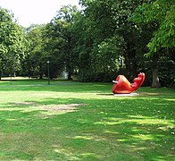 Kunst in het park (Voetganger/Saske van der Eerden, 2003)