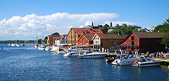 O cais da cidade de Tønsberg