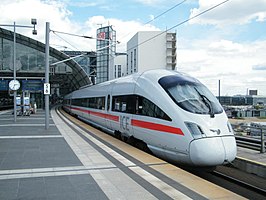 ICE-TD treinstel uit Denemarken te Berlin Hauptbahnhof