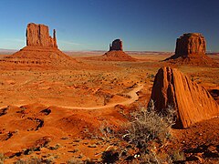 Les buttes de grès de Monument Valley.