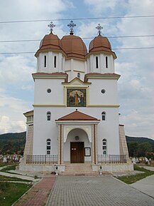 Biserica din cartierul Valea Sadului