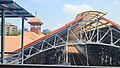 A view of Bandra Stn's roof from FoB