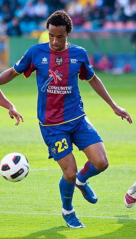 Valdo in het tenue van Levante UD in 2011.