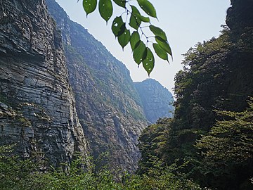 Mountain scenery near Sandie spring in Mount Lu scenic area