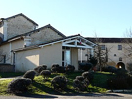 The town hall in Bourrou