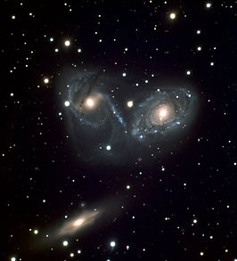 Opname van NGC 6769 (boven rechts), NGC 6770 (boven links) en NGC 6771 (onderaan)