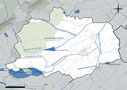 Carte en couleur présentant le réseau hydrographique de la commune