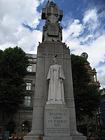 Edith Cavell Memorial (1920), St. Martin's Place