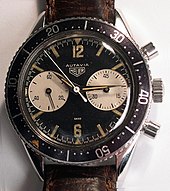 Une montre suisse à aiguilles Heuer Autavia