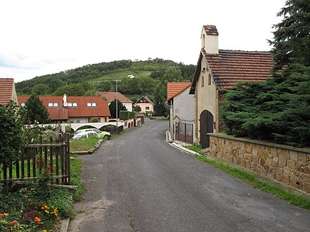 Malíč : rue principale.