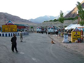 A estrada Manali–Lé em Upshi