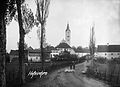 Hofkirchen Westansicht mit Pfarrkirche St. Peter