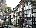 Hattinger Altstadt: Johannisstraße mit Blick auf die St.-Georgs-Kirche