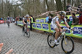 De vluchters op de Kemmelberg.