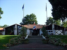 The town hall in Les Mathes