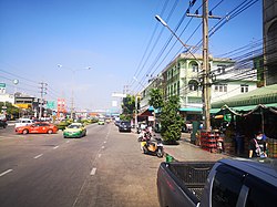 ถนนบางขุนเทียน ช่วงตลาดบางบอน