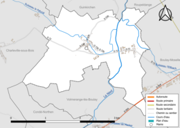 Carte en couleur présentant le réseau hydrographique de la commune