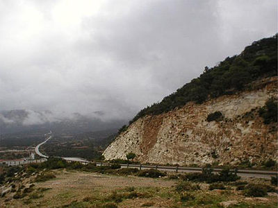 Verda Monto estas la plej humida regiono de Libio. La jara averaĝa precipitaĵo sumiĝas je 400 - 600 milimetroj