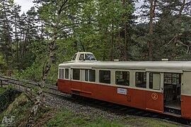 Le X 5845 à Notre-Dame-de-la-Roche.