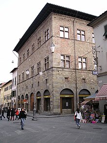 Palazzo del balì.jpg