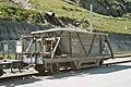 Wagon trémie transféré sur le chemin de fer de Brigue-Viège-Zermatt.